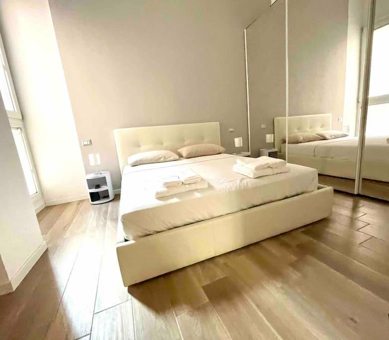 Corte Del 6 - Cozy Modern Flat B Milánó Kültér fotó